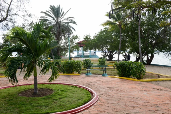 W parku La Punta w Cienfuegos, — Zdjęcie stockowe