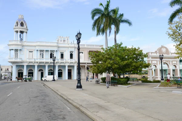 Arquitetura colonial cubana na cidade velha de Cienfuegos, Cuba — Fotografia de Stock