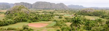 Yatay, mogotes Vinales Vadisi üzerinden panoramik görünüm