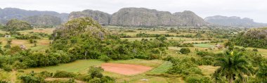 Yatay, mogotes Vinales Vadisi üzerinden panoramik görünüm