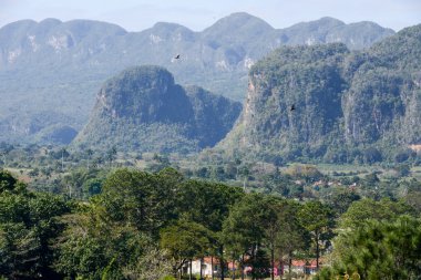 Yatay, mogotes Vinales Vadisi üzerinden panoramik görünüm