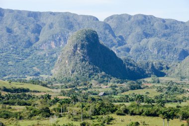 Yatay, mogotes Vinales Vadisi üzerinden panoramik görünüm