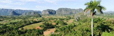 Yatay, mogotes Vinales Vadisi üzerinden panoramik görünüm