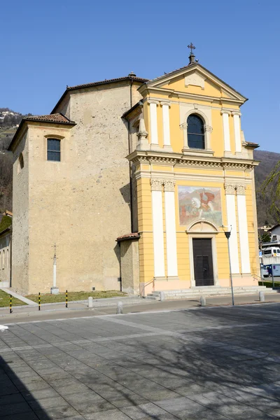 La iglesia de San Mauricio en Bioggio — Foto de Stock