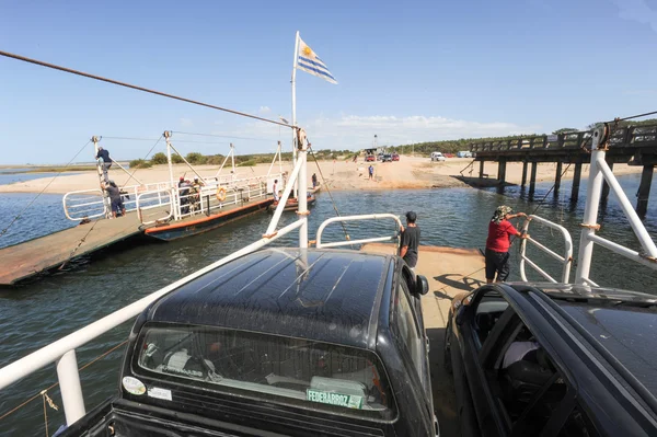 Pequeño ferry en Rocha en Urugauy —  Fotos de Stock