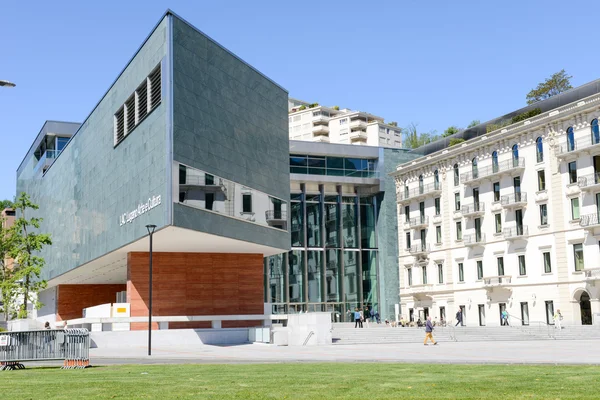 Lac Μουσείο στο Lugano από την ιταλική πλευρά της Ελβετίας — Φωτογραφία Αρχείου