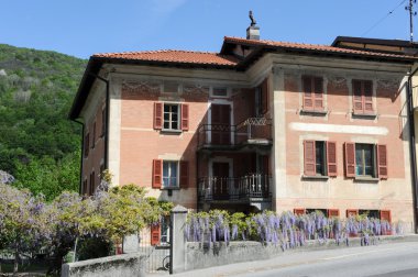 İsviçre'nin İtalyan tarafında Medeglia kırsal evde