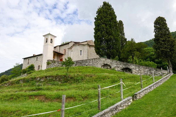 A igreja de San Zeno — Fotografia de Stock