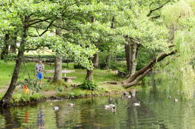 Lugano yakınındaki göl Origlio