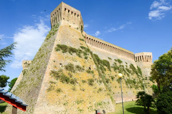 Castle Mastio cilindrico della Rocca — Stock Photo, Image