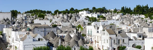 Alberobello cidade com casas trulli — Fotografia de Stock