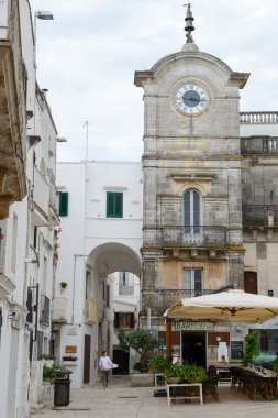 Ana kare Cisternino Puglia üzerinde