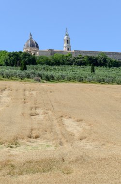 Our Lady Loreto Marche tarih itibariyle Tapınağı