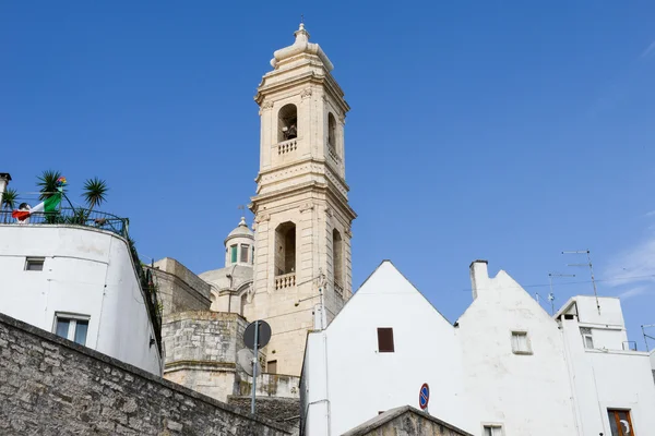 Vila de Locorotondo em Puglia — Fotografia de Stock