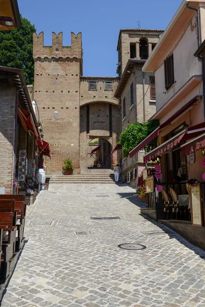 Vue du château de Gradara sur les Marches, Italie . — Photo