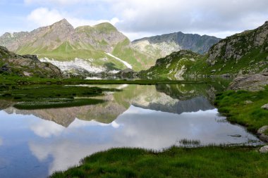 Göl Leit Canton Ticino üzerinde