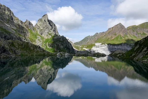 Lake Leit op kanton Ticino — Stockfoto