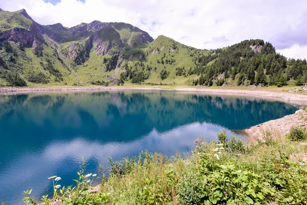 Lake Tremorgio op kanton Ticino — Stockfoto