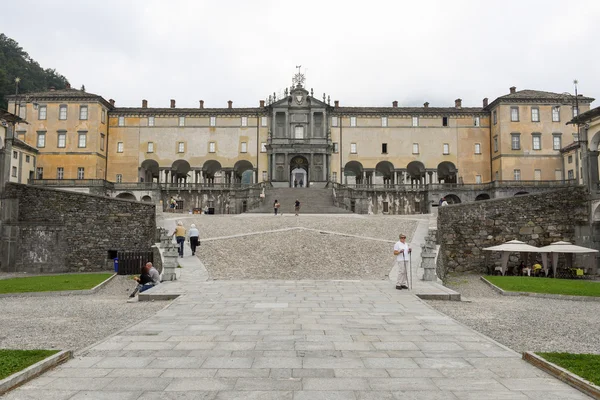 Il santuario di Oropa sull'Italia, patrimonio Unesco — Foto Stock