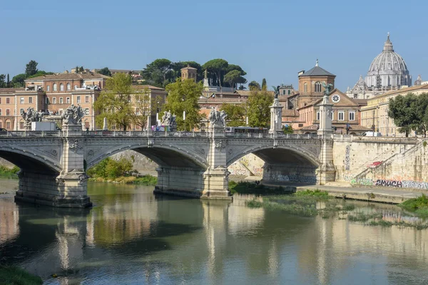 Uitzicht Rivier Tevere Het Oude Centrum Van Rome Italië — Stockfoto