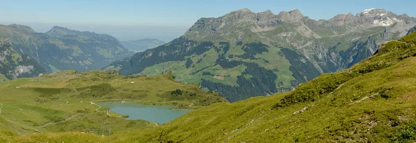 Paisagem Montanhosa Sobre Engelberg Nos Alpes Suíços — Fotografia de Stock