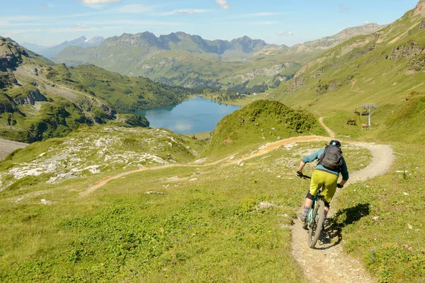 Jochpass Switzerland August 2018 Man Mountain Bike Going Flow Track — Stock Photo, Image