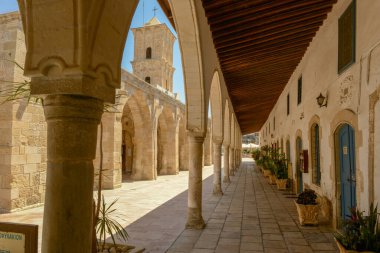 Larnaca, Kıbrıs - 19 Mayıs 2021: Kıbrıs Rum Kesimi 'ndeki Larnaka' da Aziz Lazarus Kilisesi