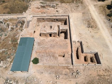 Kıbrıs adasındaki Kral 'ın Pafos mezarının insansız hava aracı görüntüsü