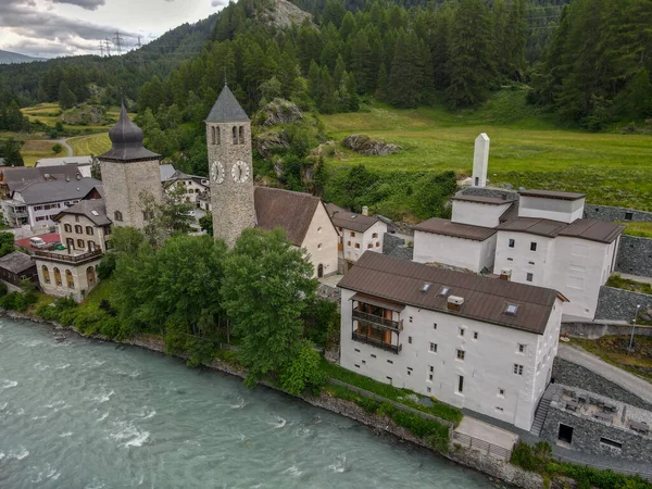 Drone Uitzicht Het Dorp Susch Zwitserse Alpen — Stockfoto