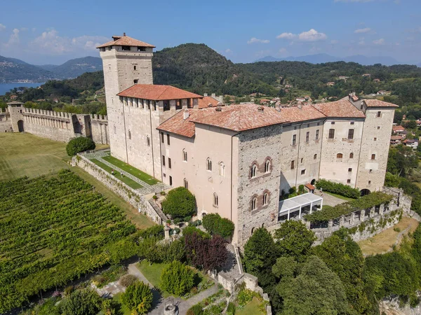 Castelo Rocca Borromea Angera Lago Maggiore Itália — Fotografia de Stock