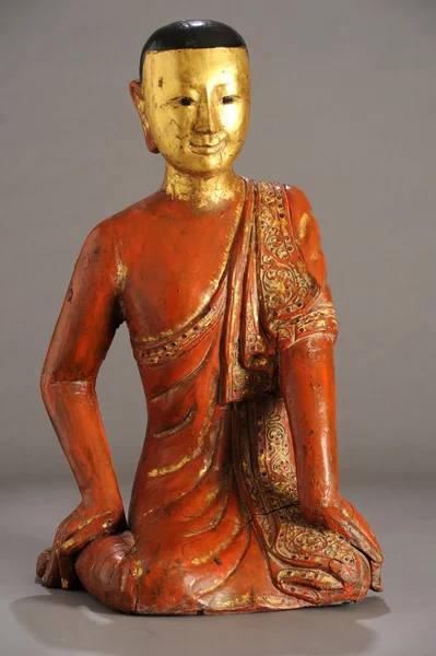 Статуя ученика Будды Могалланы — стоковое фото