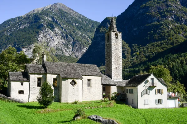 The old village of Broglio on Maggia valley — Stock Photo, Image