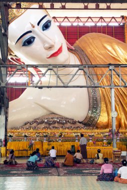 Pagoda Yangon Chaukhtatgy dua merhameti