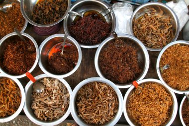 Yangon bir sokak Restoran gıda