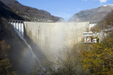 swtzerland İtalyan kısmında verzasca Barajı 
