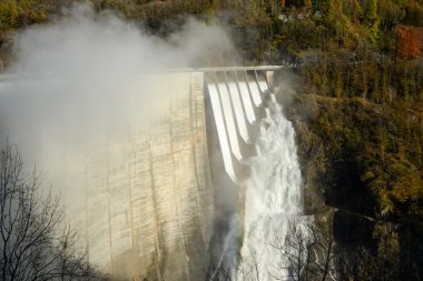 swtzerland İtalyan kısmında verzasca Barajı 