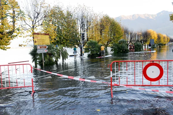 Inundation of lake Maggiore at Locarno — Stock Photo, Image