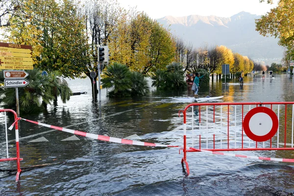 Inundation of lake Maggiore at Locarno — Stock Photo, Image
