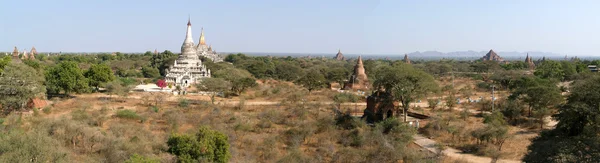 Vista panorámica del yacimiento arqueológico de Bagan — Foto de Stock