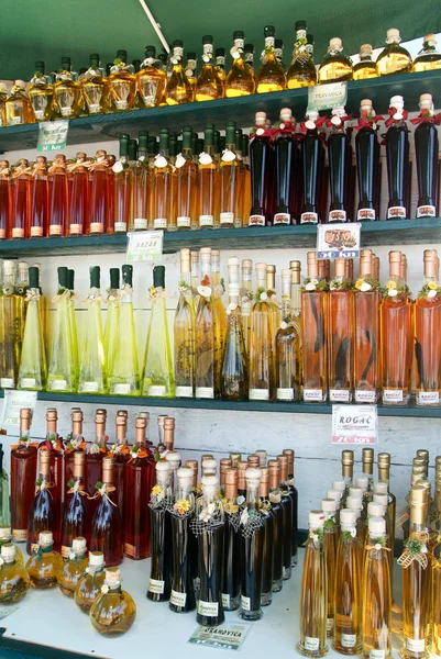 Μπουκάλια αλκοολούχων ποτών — Φωτογραφία Αρχείου