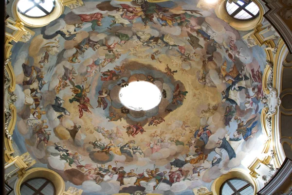 Dôme de l'église de Maddalena — Photo