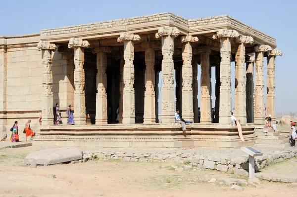 Antiguas ruinas del Imperio Vijayanagara en Hampi, India — Foto de Stock