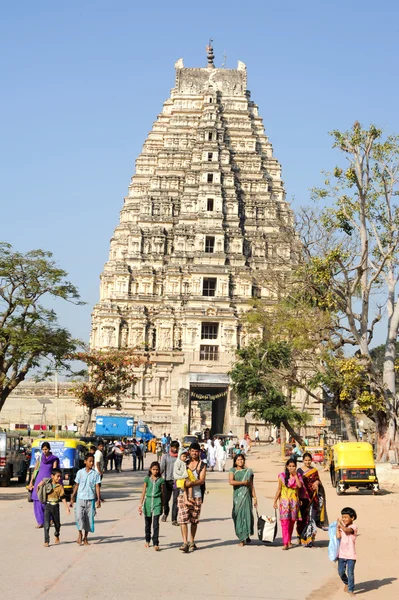 Blick auf den Shiva-virupaksha Tempel in Hampi, Indien — Stockfoto