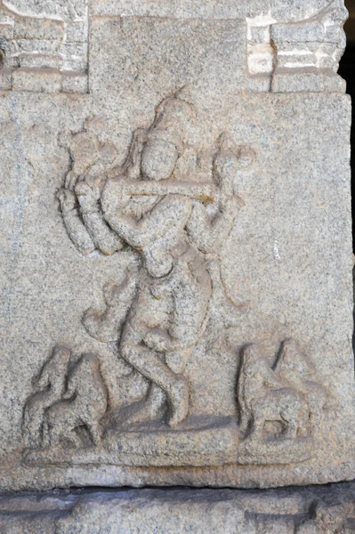 Αρχαία basrelief των hindu θεότητες, στο ναό της Achyutaraya — Φωτογραφία Αρχείου