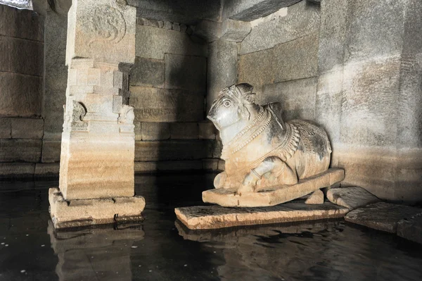 Underground Shiva temple at Hampi — Stock Photo, Image