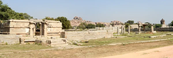 Koninklijke fort van Zenana behuizing op Hampi — Stockfoto