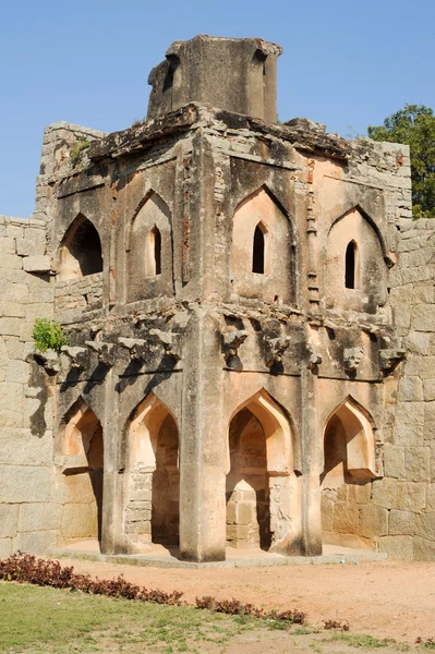Wachturm der königlichen Festung Zenana bei Hampi — Stockfoto