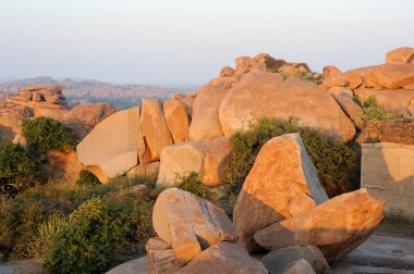 Malayavanta tepeden Hampi için göster