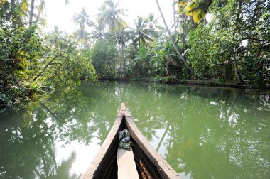 Önemsizden Kollam, nehir