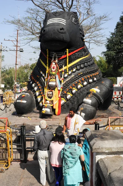 The Nandi bull on Chamundi hill — Stock Photo, Image